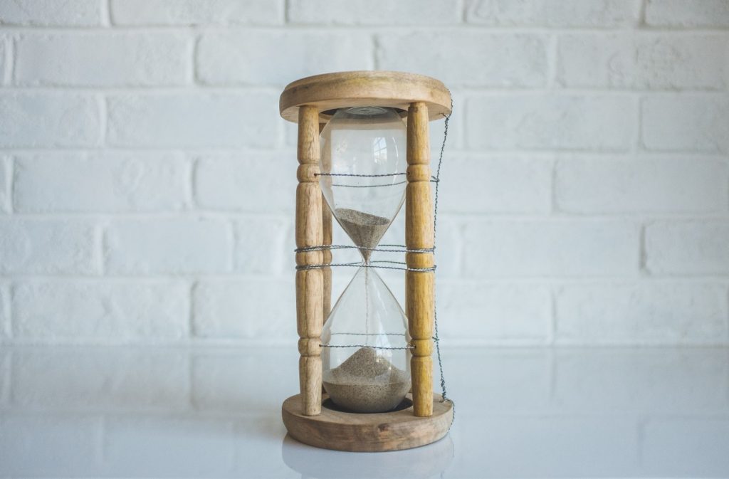 Hour glass - it's about the right timing